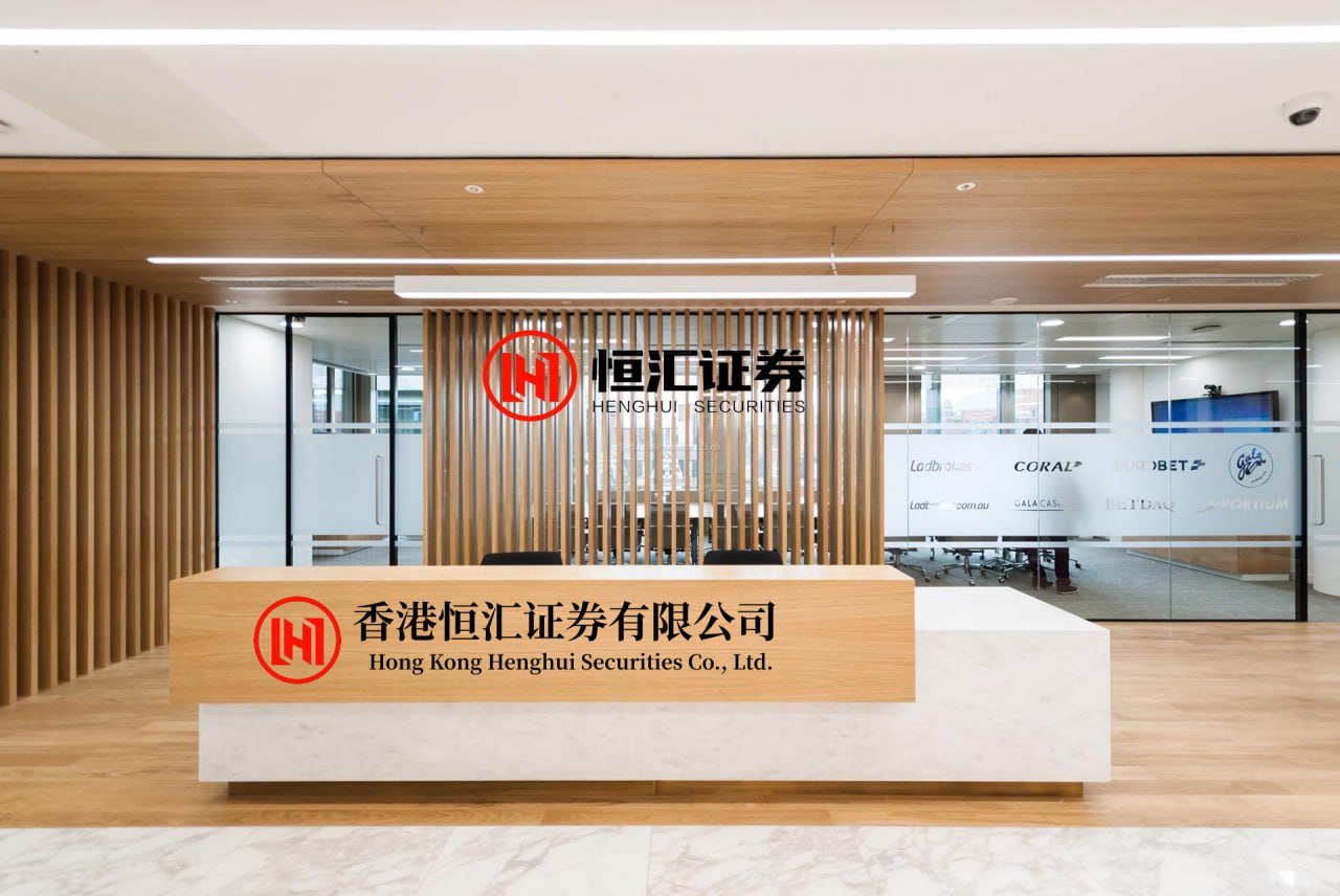 兴启网 途灵平台赋能智界R7：以智能机械融合之姿，守护家庭出行安全与舒适